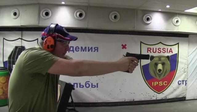 Rogozin i u srpskoj streljani VIDEO